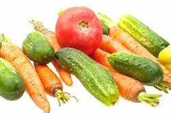 Consommer suffisamment d'aliments riches en vitamines aide à équilibrer les apports