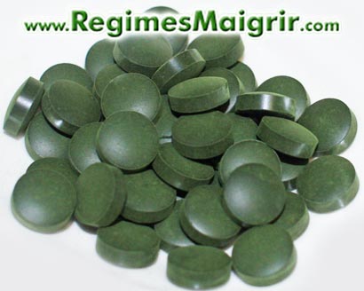 Quelques comprims de spiruline naturelle