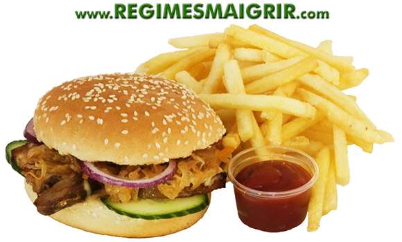 La malbouffe vendue dans les restaurants fast foods constitue un exemple d'aliments frits  consommer le moins possible