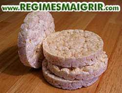 Les galettes de riz apportent des glucides et peu de calories