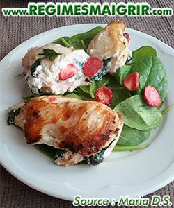 Photo du plat poulet fari aux pinards et aux fraises